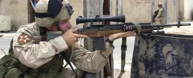 soldados en Nayaf (Irak)